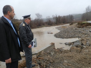 Пращат военни на помощ на бедстващите райони