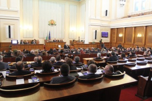 Депутатите обсъждат извънредно Бюджет 2015