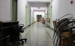 Директорката на училището в Дебелт хвърли оставка