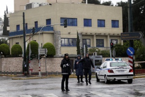 Атентат с автомати срещу посолството на Израел в Атина