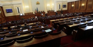 Депутатите гласуват окончателно бюджета за 2015 година