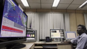 Земетресение с магнитуд 6,6 разклати Индонезия