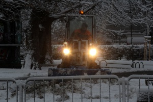 Жълт код за сняг и виелици и заледяване, температурите падат до минус 8