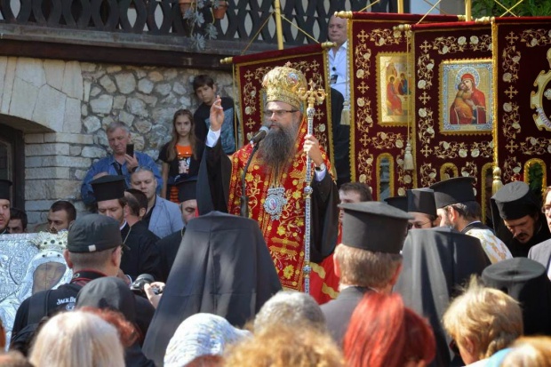 Посрещат патриарх Неофит в манастира "Св. Св. Кирик и Юлита" в неделя