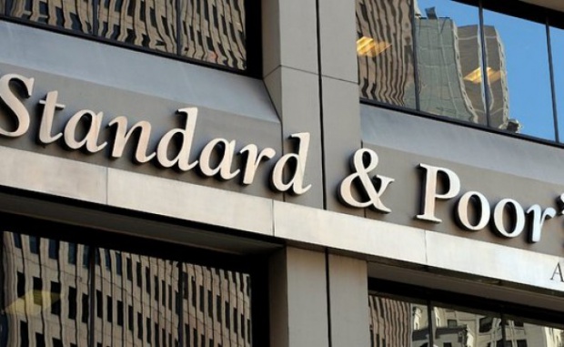 "Стандард енд Пуърс" понижи кредитния рейтинг на България