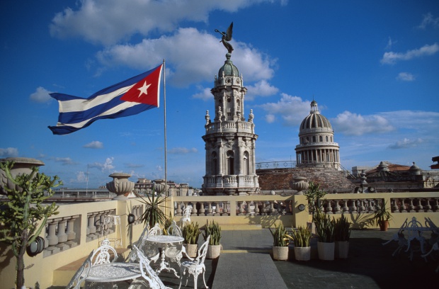 Инвеститорите щурмуват Куба