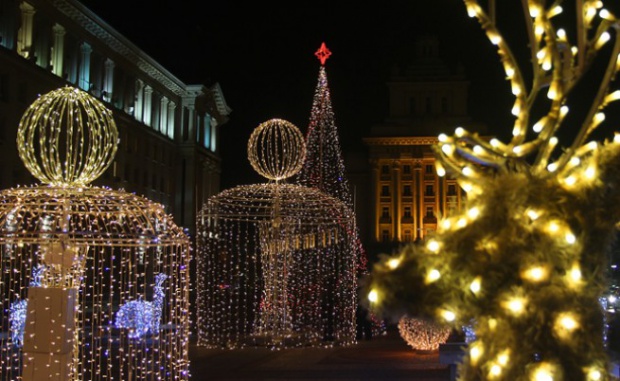 Близо 150 хил. българи празнуват имен ден на Коледа