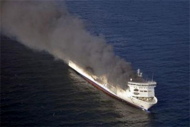 Деветима българи е имало на запалилия се ферибот, обяви Външно министрество
