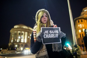 Франция тъгува. В страната е обявен 3-дневен траур