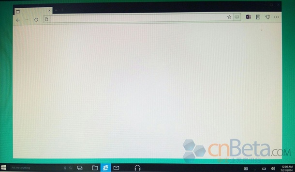 Снимка показва браузъра Spartan и новата тъмна тема на Windows 10