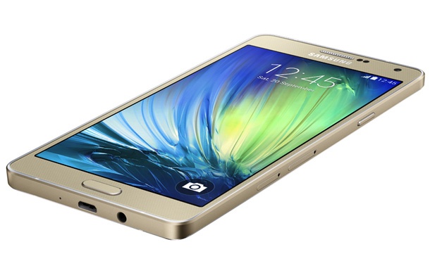 Samsung Galaxy A7 има метален корпус с дебелина само 6.3 мм