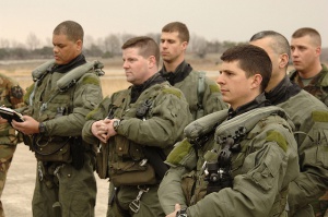 Атаките в Париж ще доведат до повишаване на световния бюджет за отбрана