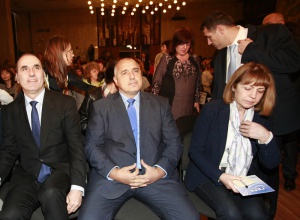 Премиерът Борисов: Да се напънем и да сложим една жена за президент...