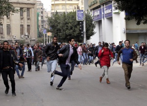 11 души загинаха при безредици по време на годишнината от революцията в Египет