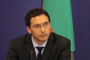 Митов: Задържаните в Судан българи са добре