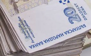 Издръжката на живот пада - за първи път