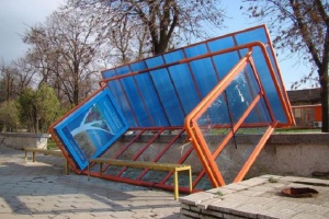 Вятърът отнесе покриви във Вършец