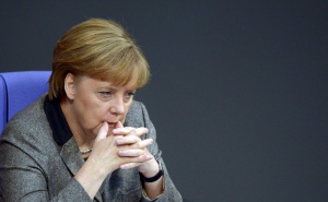 Меркел: Няма как дългът на Гърция да се отпише