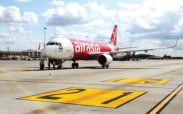 Обледяване на самолета на Air Asia причинило трагедията?