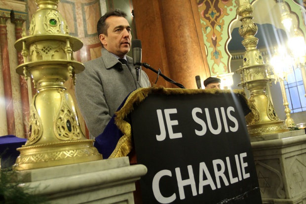 Френският посланик в Синагогата: Най-важното е да сме хора