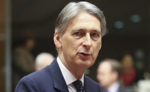 Филип Хамънд: Путин е тиранин от средата на ХХ век