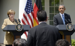Обама и Меркел обсъдиха въоръжаването на Украйна