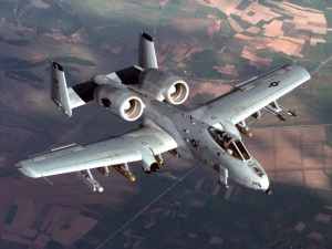 САЩ изпращат в Европа 12 реактивни щурмови самолети и войници