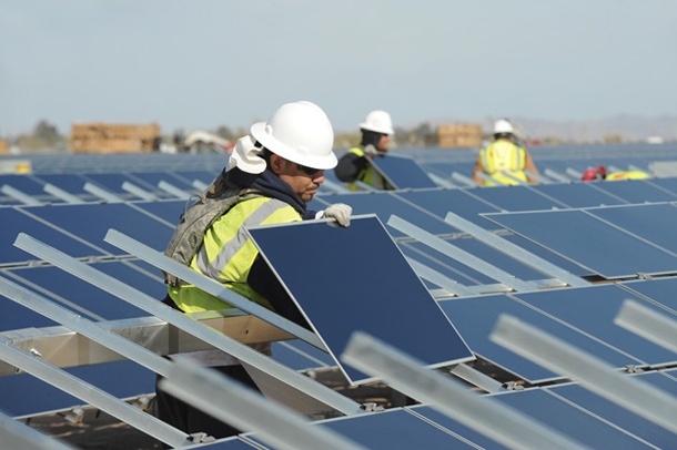 apple solar parkApple инвестира 848 милиона долара в соларен парк