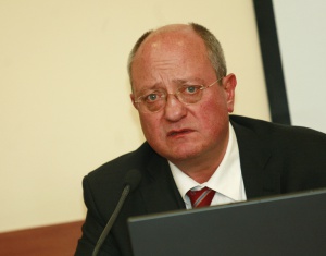 Министърът на образованието предлага Университет за третата възраст