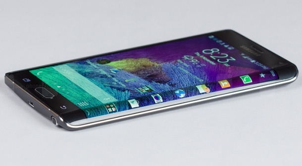 Извитият дисплей на Galaxy S6 Edge ще е с ограничена функционалност