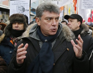 Убийството на Немцов е потресаващо, цинично и зверско, коментират наблюдатели