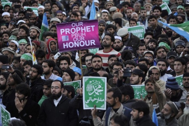 Конкурс за карикатури на Холокоста правят в Иран