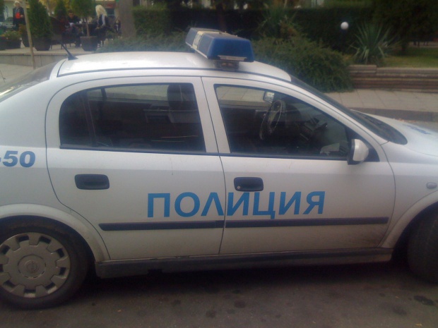 Маниак стреля по автобус в Бургас, полицията е на крак