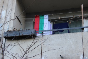 Знаe ли българинът как се поставя българското знаме?