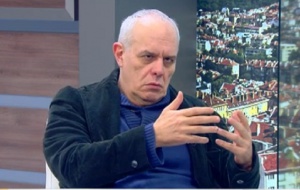 Оставката на Вучков издава напрежение в коалицията, смята Райчев