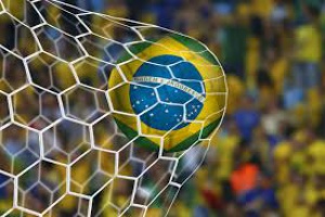Бразилски вратар вкара гол с шут от своята врата (ВИДЕО)