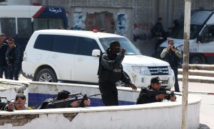 Равносметката след терористичната атака в Тунис: 19 убити