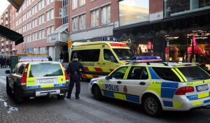 Стрелба в шведски ресторант взе поне две жертви (Видео)