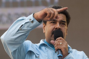 Президентски гаф: Николас Мадуро прати поздрав до починал писател