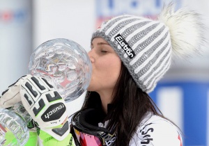 Ана Фенингер триумфира на Световното по ски-алпийски дисциплини (СНИМКИ)