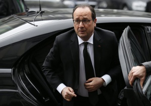 Френският президент: Вероятно няма оцелели от падналия в Алпите самолет