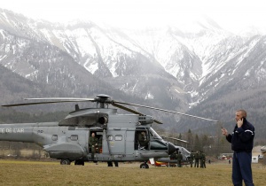 Самолет се разби в Алпите, загинаха 150 души (Обзор)
