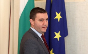 Горанов сезира ЕК за гръцка данъчна дискриминация