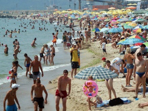 Летният сезон 2015-а започва с туристи от Израел