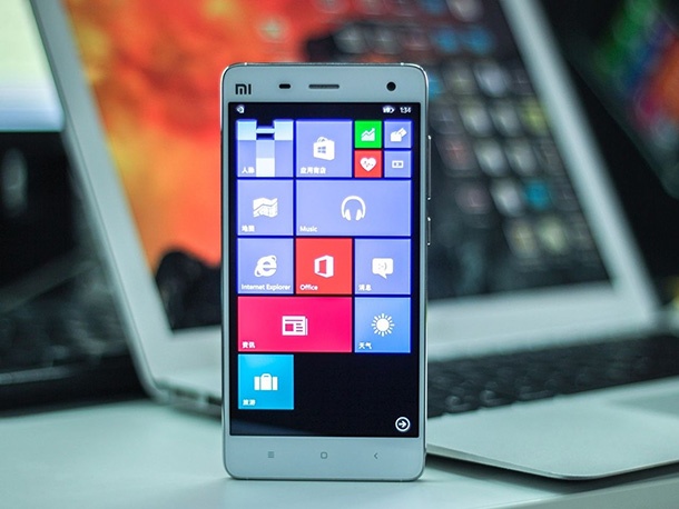 Видео демонстрира Xiaomi Mi 4 с Windows 10 за телефони