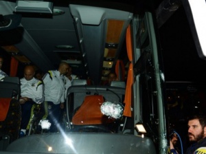 Има арестувани за стрелбата по автобуса на „Фенербахче“