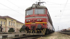 БДЖ пуска допълнителни вагони за 136 влака по празниците