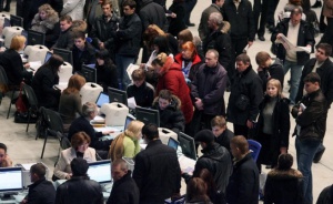 Работодатели предлагат 2151 свободни работни места