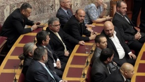 Гръцки депутати отиват на съд за нацизъм