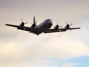 Пътнически самолет кацна аварийно в Тел Авив